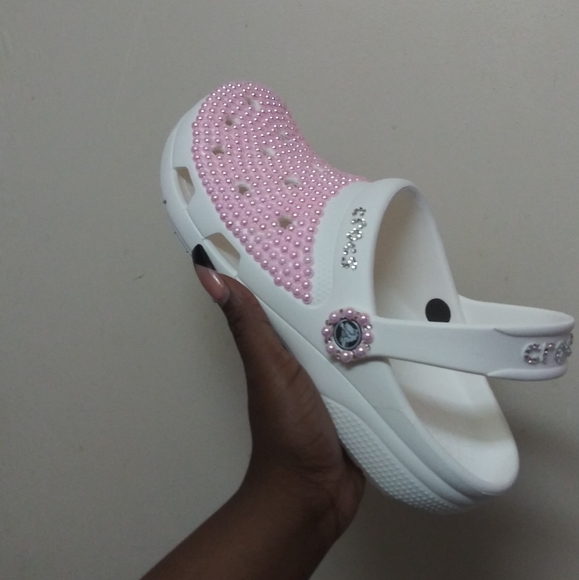 Custom Bedazzled & Rhinestone Crocs - Picture 4 of 8